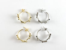 Cargar imagen en el visor de la galería, Real 18K chapado en oro/platino CZ pavimenta pendiente de mariposa componente de aro sobre cobre 3 pares