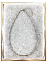 Load image into Gallery viewer, Delicate 18K Gold/Platinum Plated Dainty Minimalist Box Chain Necklace
