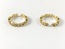 Cargar imagen en el visor de la galería, Anillo apilable con racimo de diamantes cuadrados geométricos con pavé de circonita chapado en oro real/platino de 18 quilates, 5 piezas