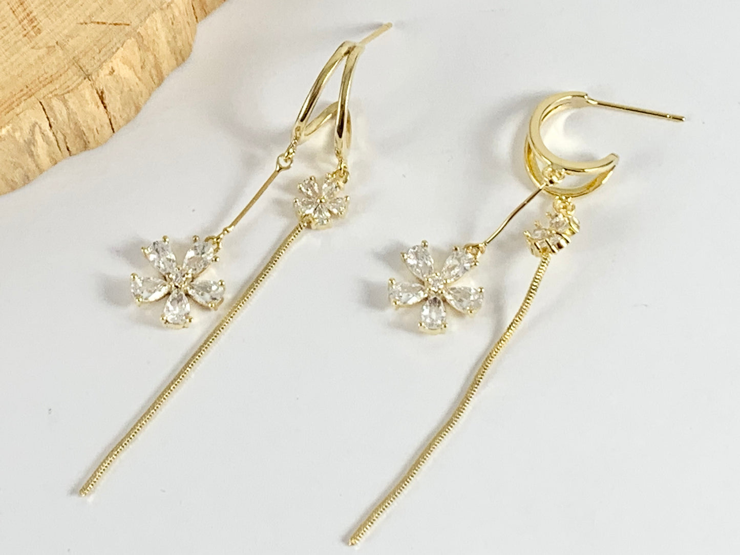 Lindos y delicados aretes largos con borlas de margaritas en cobre chapado en oro de 18 quilates, 2 pares