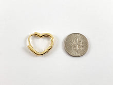 Cargar imagen en el visor de la galería, Pendientes laterales abiertos con aros de corazón minimalistas chapados en oro real de 18 quilates, 5 pares