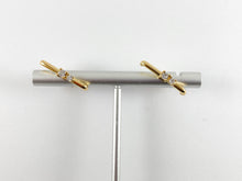 Cargar imagen en el visor de la galería, 18K Gold Plated Pave Curved Bar Earring Stud Over Copper 4pairs