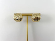 Cargar imagen en el visor de la galería, Pendientes Huggies elegantes y gruesos chapados en oro o plata de 18 quilates sobre cobre 3 pares