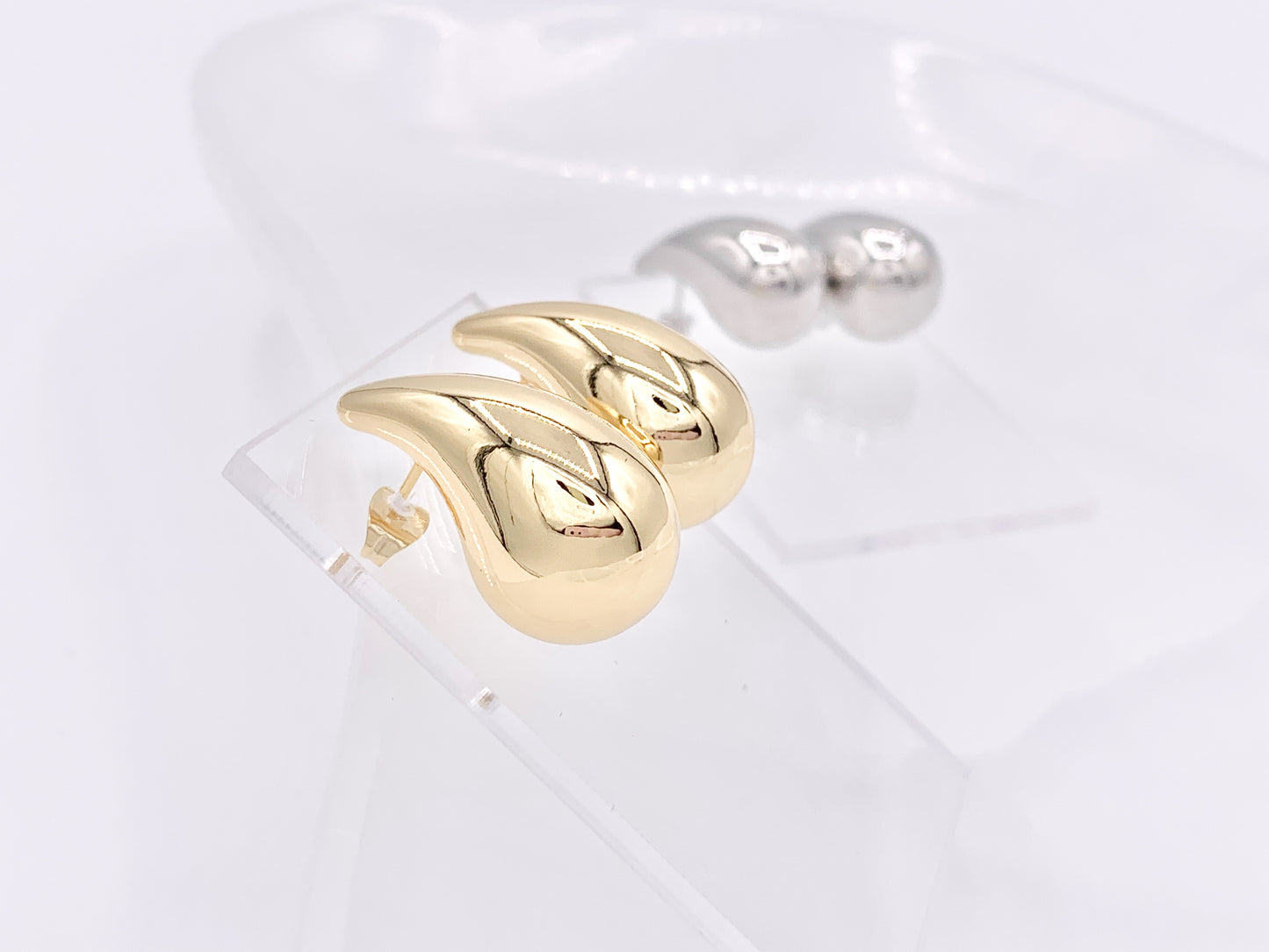 Lightweight Drop Puffy Earrings in 18K Gold or Silver Plated Copper 3 pairs