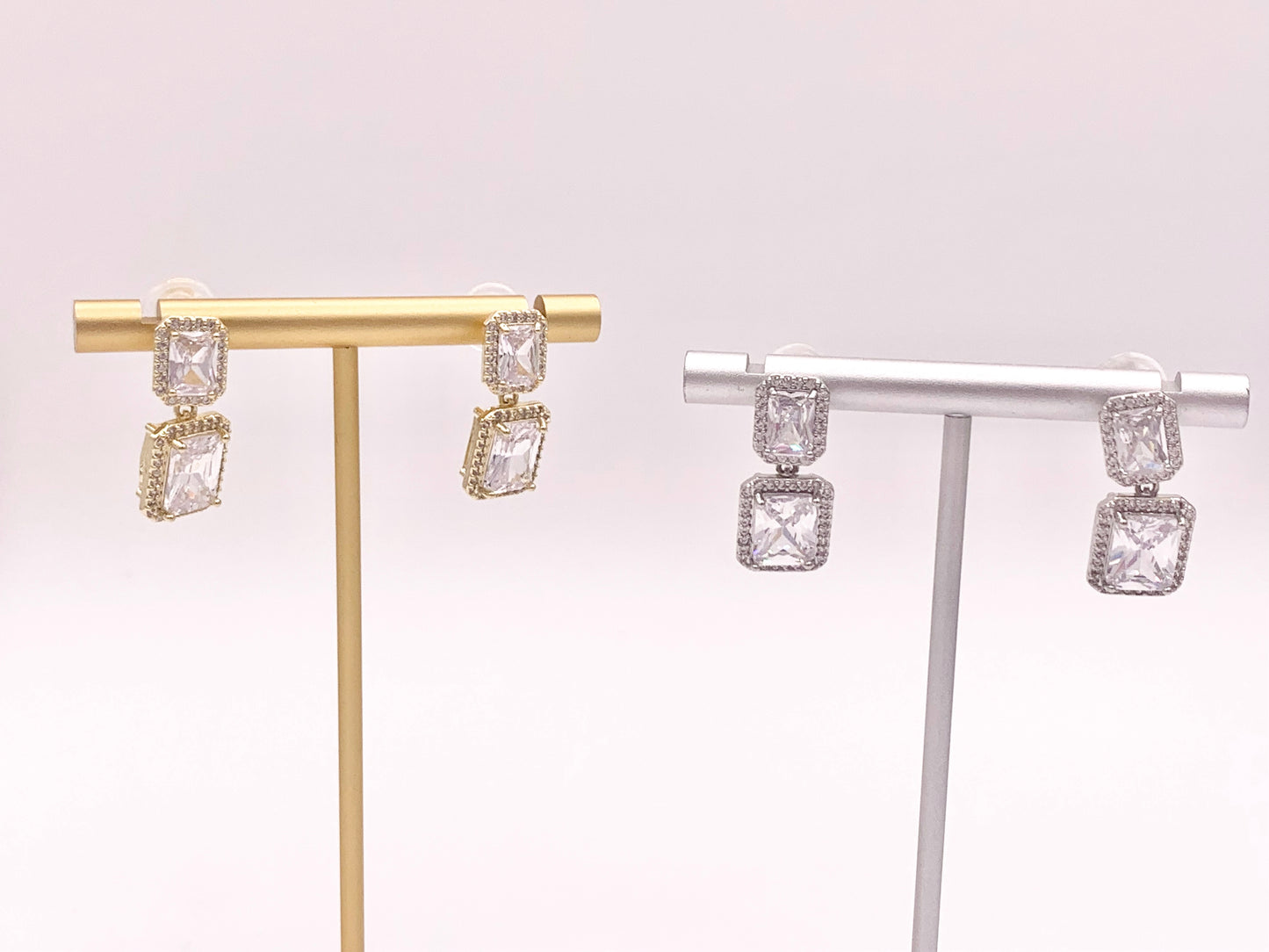 Pendientes rectangulares con pavé de circonita cúbica deslumbrante con diamantes de imitación deslumbrantes y talla esmeralda en oro de 18 quilates o cobre chapado en plata, 3 pares