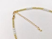 Cargar imagen en el visor de la galería, Delicate Dainty Minimalist Pearl Finished Necklace with Gold Plated Hematite Beads 1 PC
