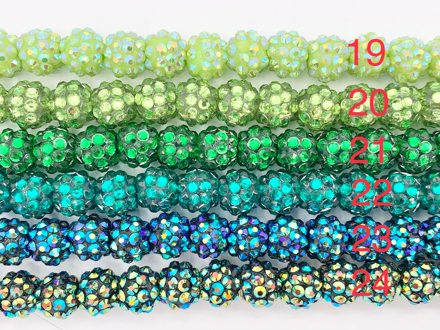 Cuentas acrílicas de diamantes de imitación de 12 mm, cuentas navideñas de resina de chicle con brillo redondo brillante para fabricación de joyas de 6,5" | Disponible en 37 colores
