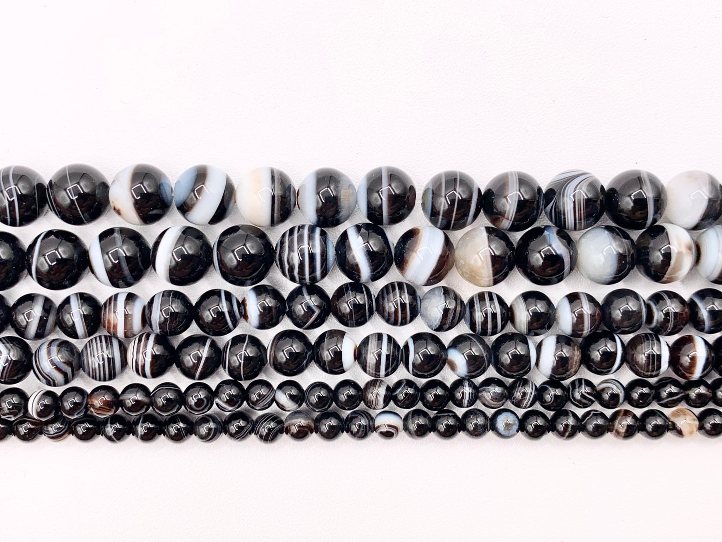 Grade AAA Black Sardonyx with White Stripes Agate Round Smooth Shiny Polished Natural Stone Beads 4mm 6mm 8mm 10mm Around 14-15"