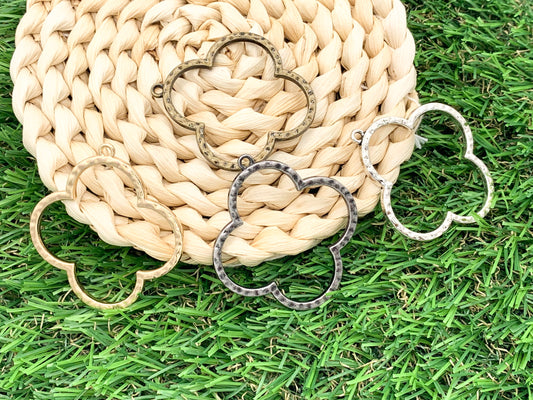 40x44mm Pewter Clover Pendants Cute Cut Out Quatrefoil Pendants Bulk Order in Gold, Silver, Brass, and Gunmetal