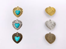 Cargar imagen en el visor de la galería, 24x26mm Pewter Heart With Turquoise Charms Valentine&#39;s Day Heart Pendants in Gold, Silver and Bronze Color 15 PCS
