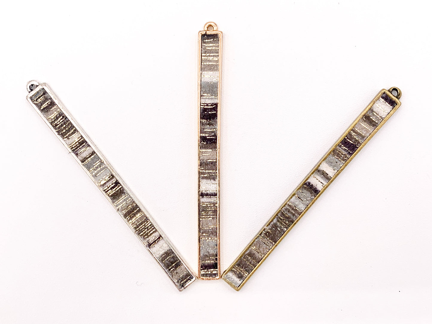 7x83mm/3.26 inches Pewter Hand Crafted Bar Pendants with Gray Fabric in Gold, Silver and Brass