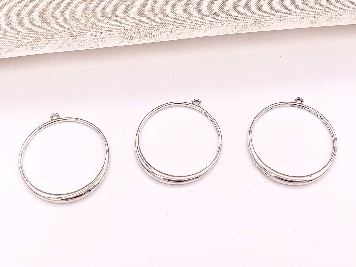34mm Pewter Circle Pendants Bulk Order in Light Gold, Gold, Matte Gold, Silver, Brass, Gunmetal and Copper
