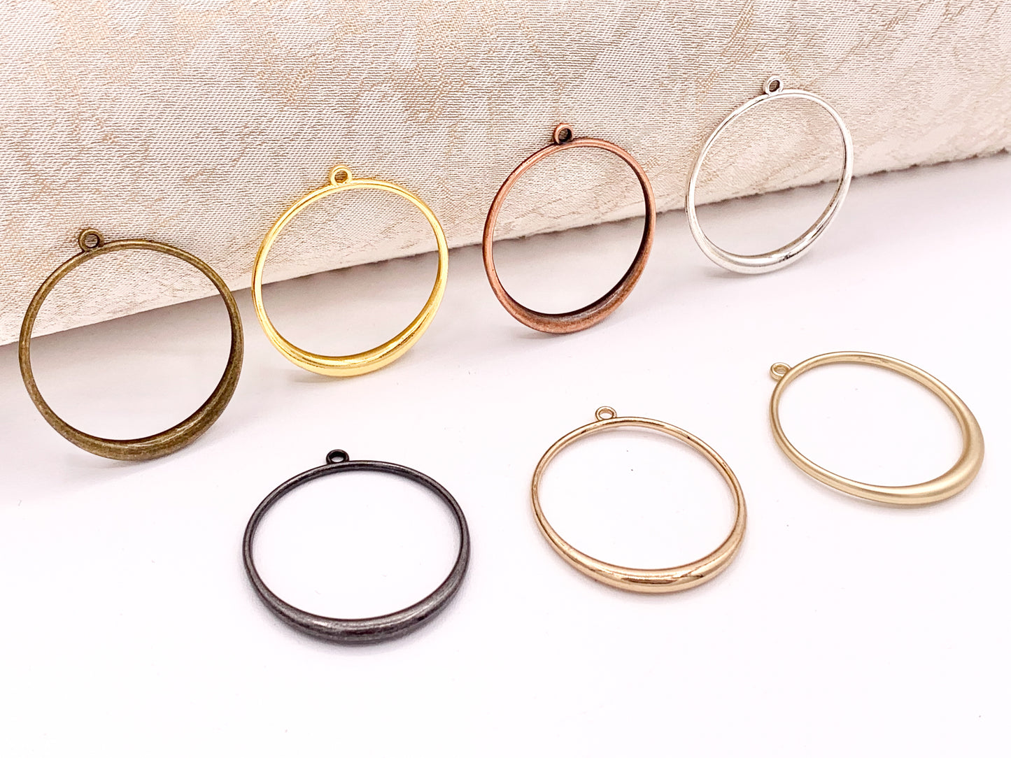 34mm Pewter Circle Pendants Bulk Order in Light Gold, Gold, Matte Gold, Silver, Brass, Gunmetal and Copper