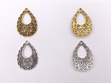 Cargar imagen en el visor de la galería, 24x34mm Pewter Filigree Teardrop Pendants in Gold, Silver, Blue Patina and Bronze Color
