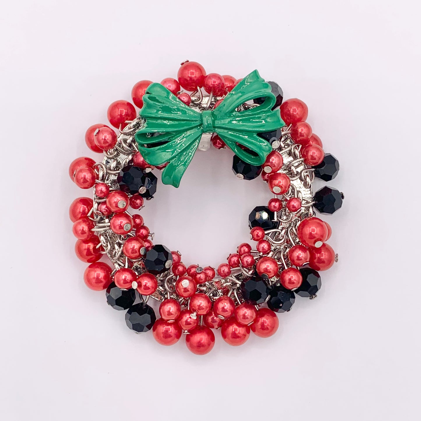 Dangle Beaded Christmas Wreath Holiday Decoration Red and Green Pendant With Crystal & Imitation Pearls