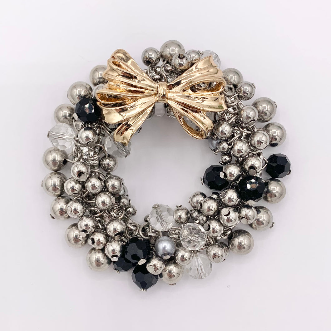 Dangle Beaded Christmas Wreath Holiday Decoration Silver Pendant With Crystals 1PC