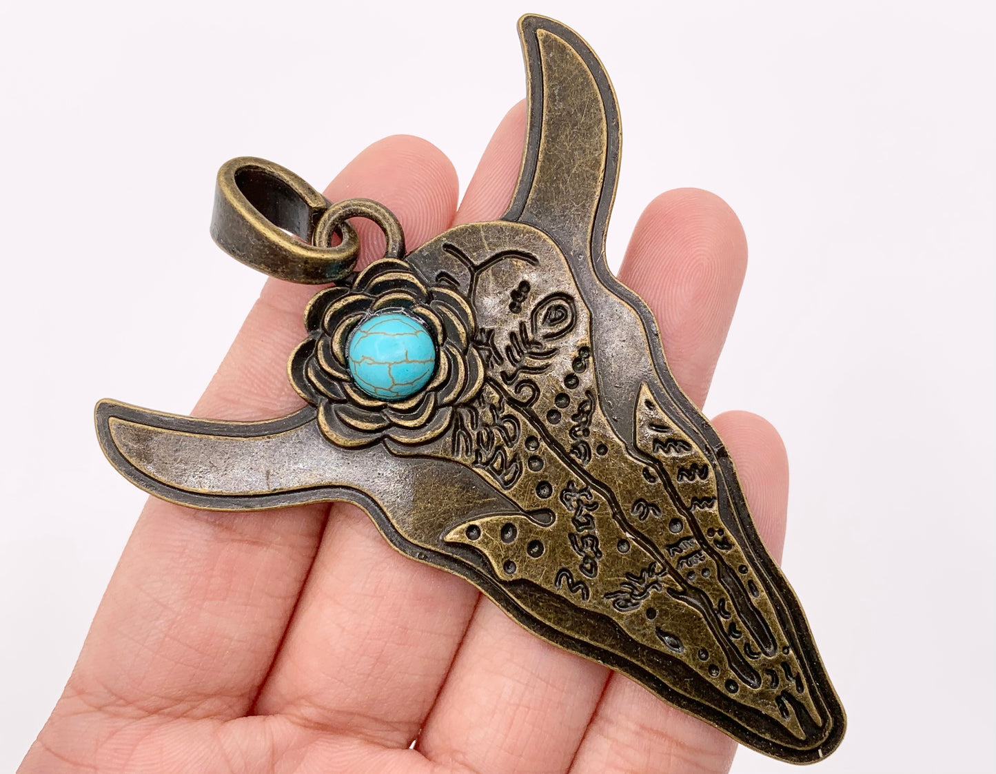 2.25x2.75 inches Pewter Steer Head Pendant With Turquoise Howlite in Gold, Brass, Matte Gold, Matte Silver