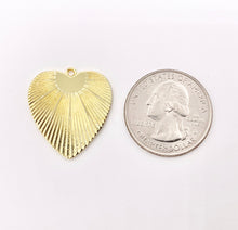 Load image into Gallery viewer, Cute Heart Charms Real 18K Gold/Silver Plated Heart Pendant Over Brass 8 PCS
