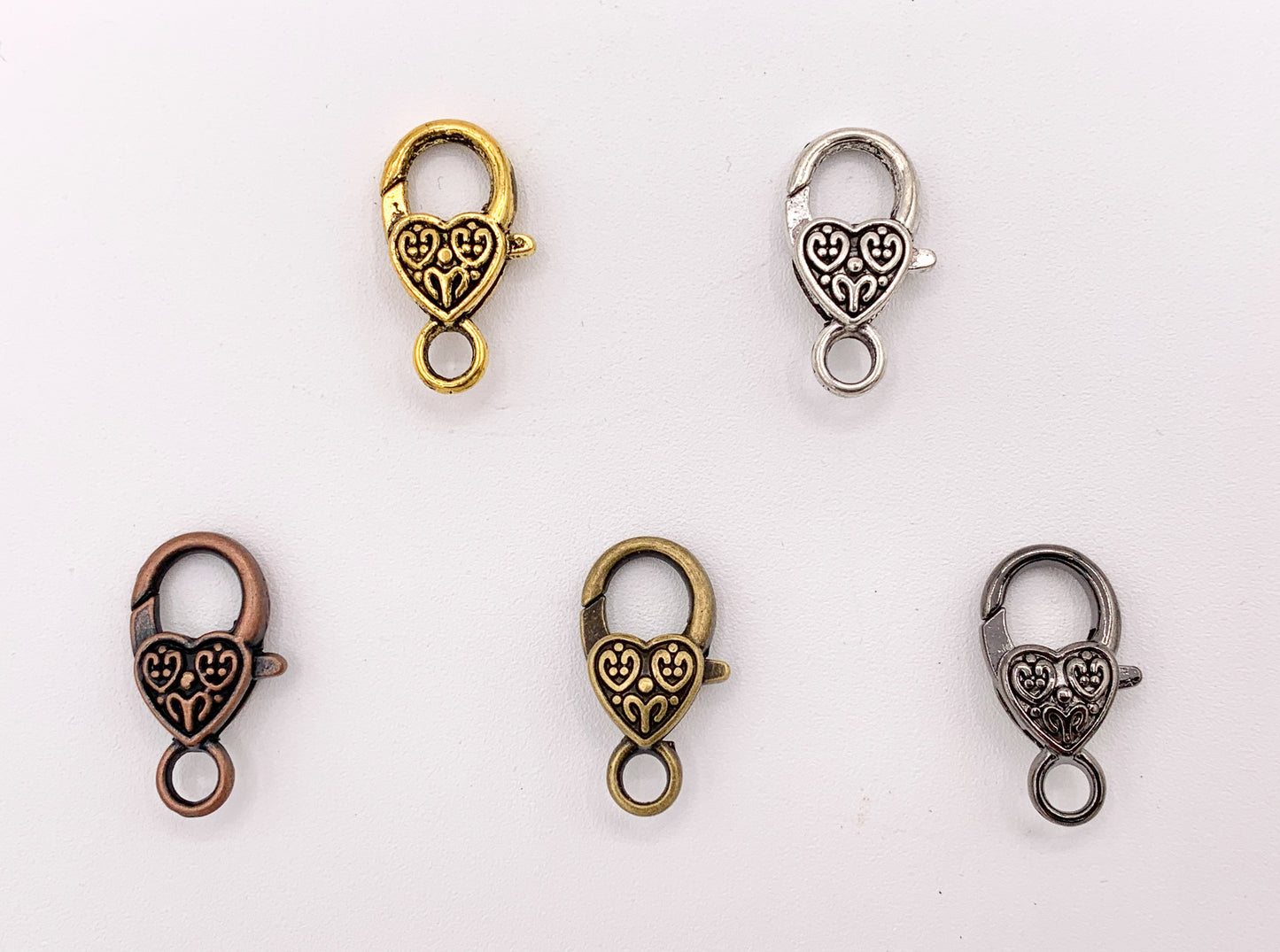 Cierres de garra de langosta de corazón antiguo de peltre de 14x25 mm / 1 pulgada de largo Pedido a granel en oro, plata, cobre, latón y bronce 20 PCS