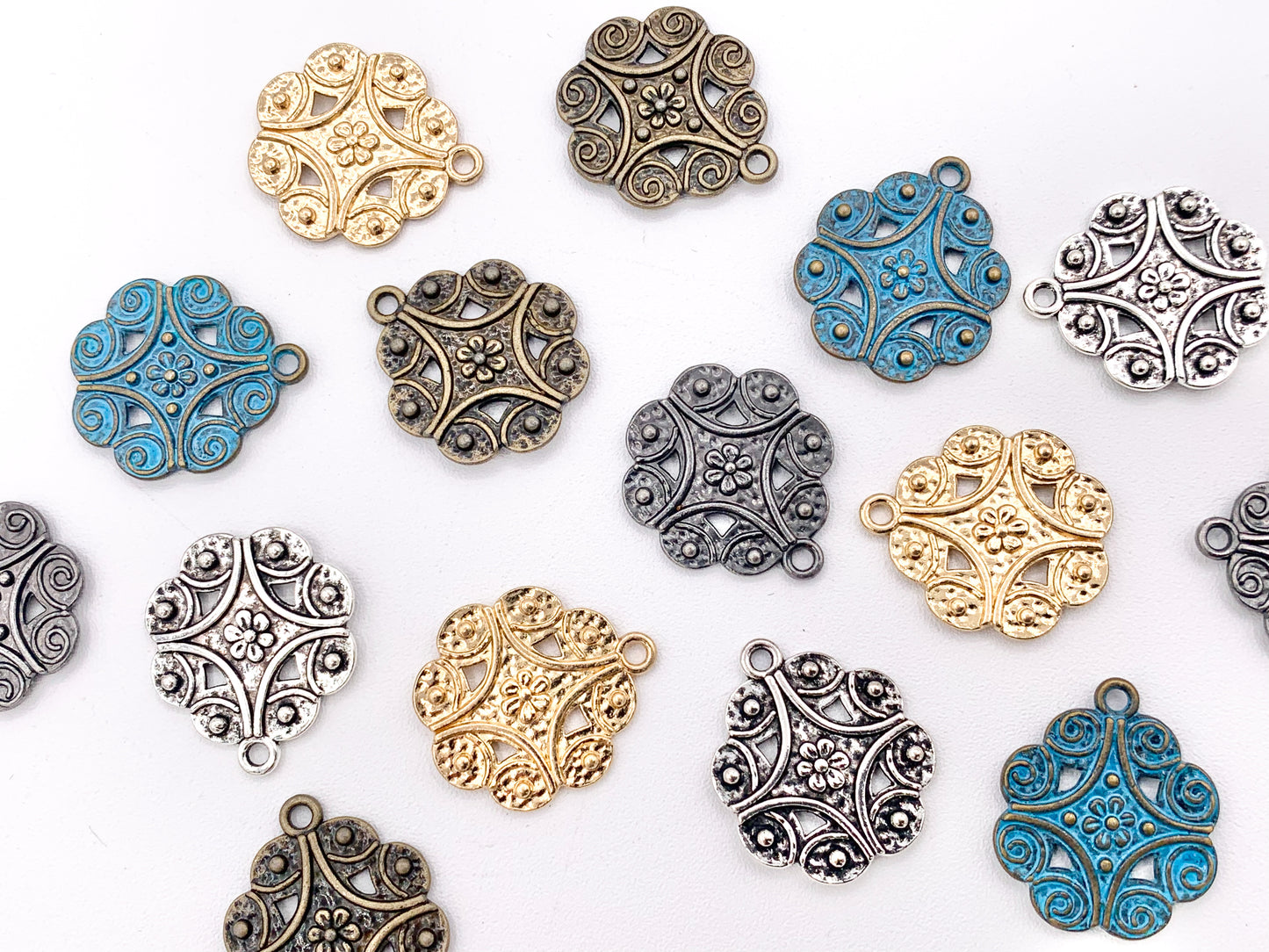 19mm Pewter Floral Charms Cute Flower Pendant in Gold, Silver, Bronze, Gunmetal and Patina Color