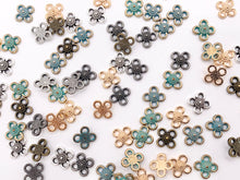 Load image into Gallery viewer, 9mm Pewter Daisy Flower Charms Cute Tiny Flower Pendant in Gold, Silver, Bronze, Gunmetal and Patina Color
