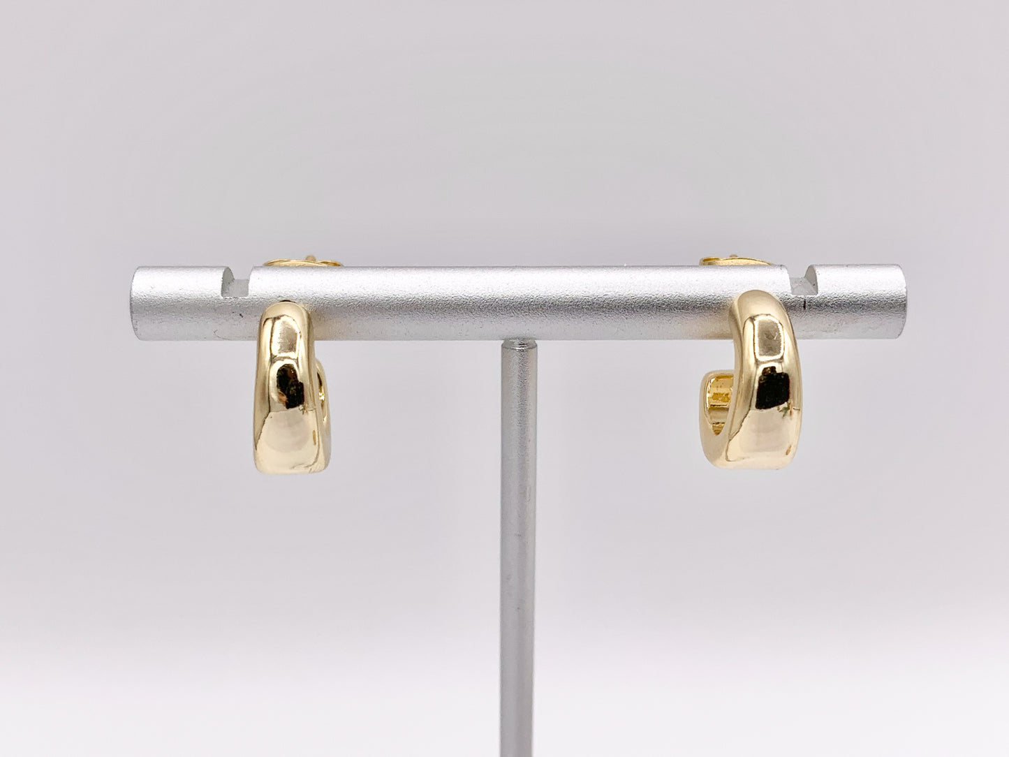 Minimalist Plain Thick Earring Hoops in 18K Gold/Silver Plated Over Brass  5 PAIRS