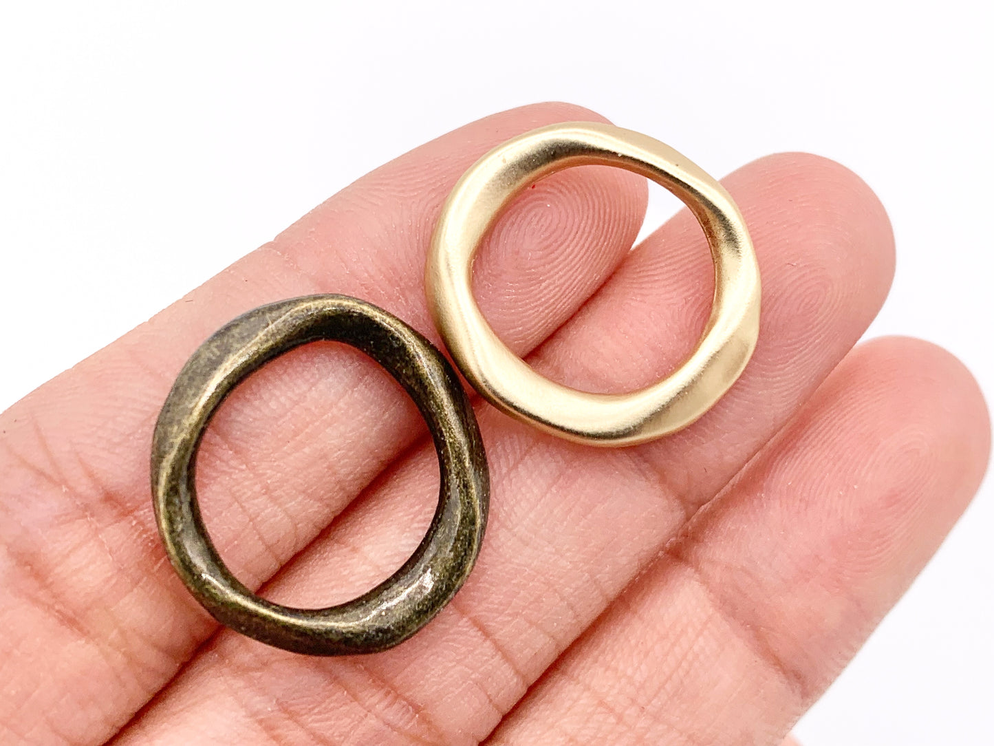 19mm Pewter Irregular Circle Pendants Free Formed Hoop Ring Bulk Order in Gold, Matte Gold, Silver, Brass, Gunmetal
