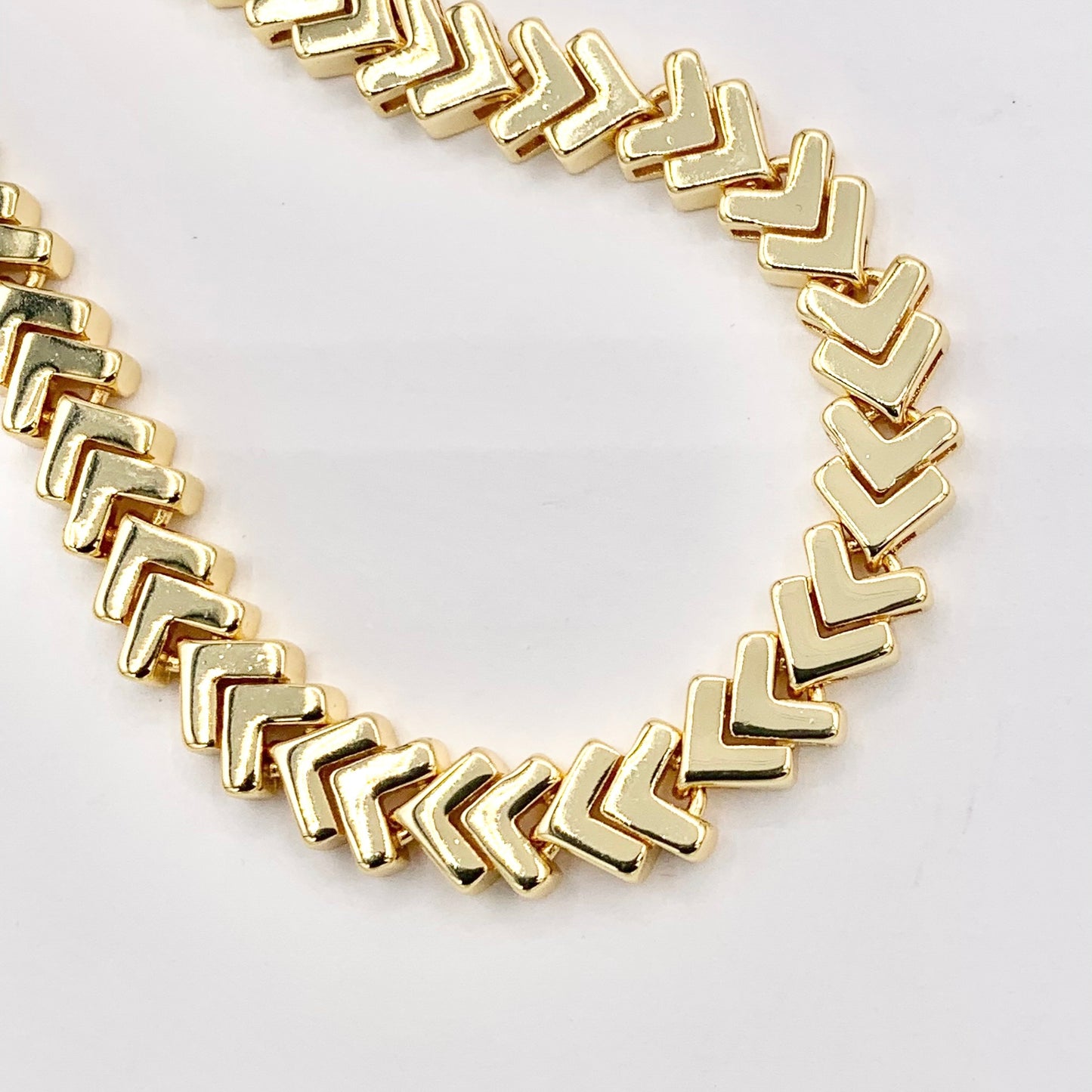 6.5" Delicate 18K Gold Plated Chevron Link/ Arrow Shape Chain Bracelet 2PCS