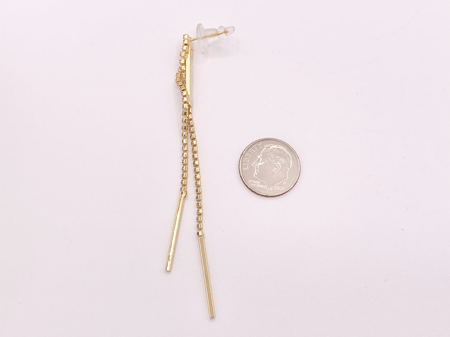 Pendientes largos, hermosos y delicados con diamantes de imitación de circonita cúbica, elegantes con borlas en cobre chapado en oro de 18 quilates