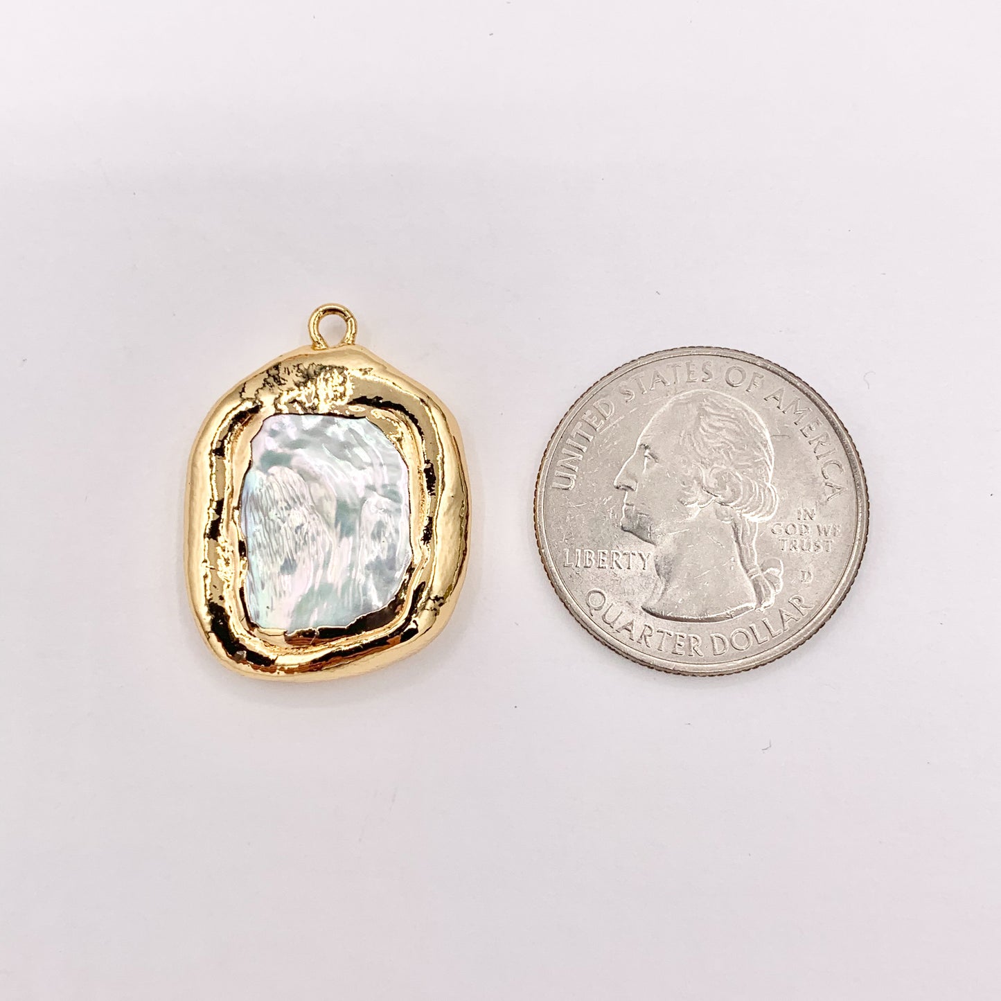 1" Long Gold Trim Freshwater Pearl Rectangular Pendant in 18K Gold Plated Copper 5PCS