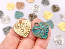 Cargar imagen en el visor de la galería, 18x20mm Pewter Angel with Wand Heart Charms Valentine&#39;s Day Heart Pendants in 8 Colors
