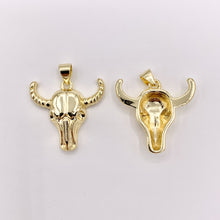Cargar imagen en el visor de la galería, 22x21mm Long Horn Steer Head Pendants High Quality Small Bull Head Charms in 18K Gold Plated Copper 10 PCS
