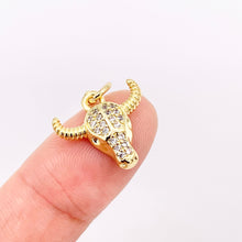 Cargar imagen en el visor de la galería, 15x14mm Long Horn Steer Head Pendants High Quality Tiny Bull Head Charms in 18K Gold Plated Copper 10 PCS
