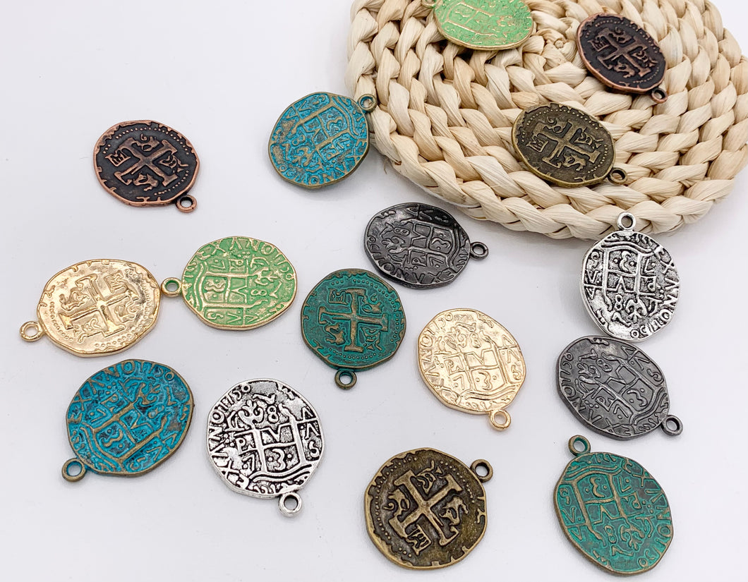 Dijes de monedas con cruz de Jerusalén de peltre de 25 mm en oro, plata, bronce, cobre, bronce, pátina verde y azul