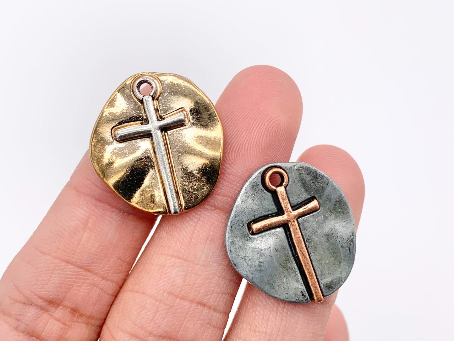 19mm Pewter Small Free Formed Cross Coin Charms Religious Pendant in 10 Colors