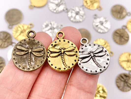 15mm Pewter Dragonfly Carved Circle Pendants Cute Animal Coin One Sided Charms Bulk Order in Gold, Silver, Brass 125g