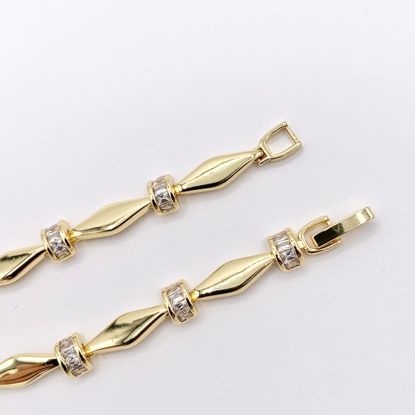 7" Delicate 18K Gold Plated Marquis Link Rhinestone Chain Bracelet 2 PCS