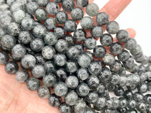 Cargar imagen en el visor de la galería, Natural Black Muscovite Round Smooth Shiny Natural Dark Gray Gemstone Beads 15&quot;
