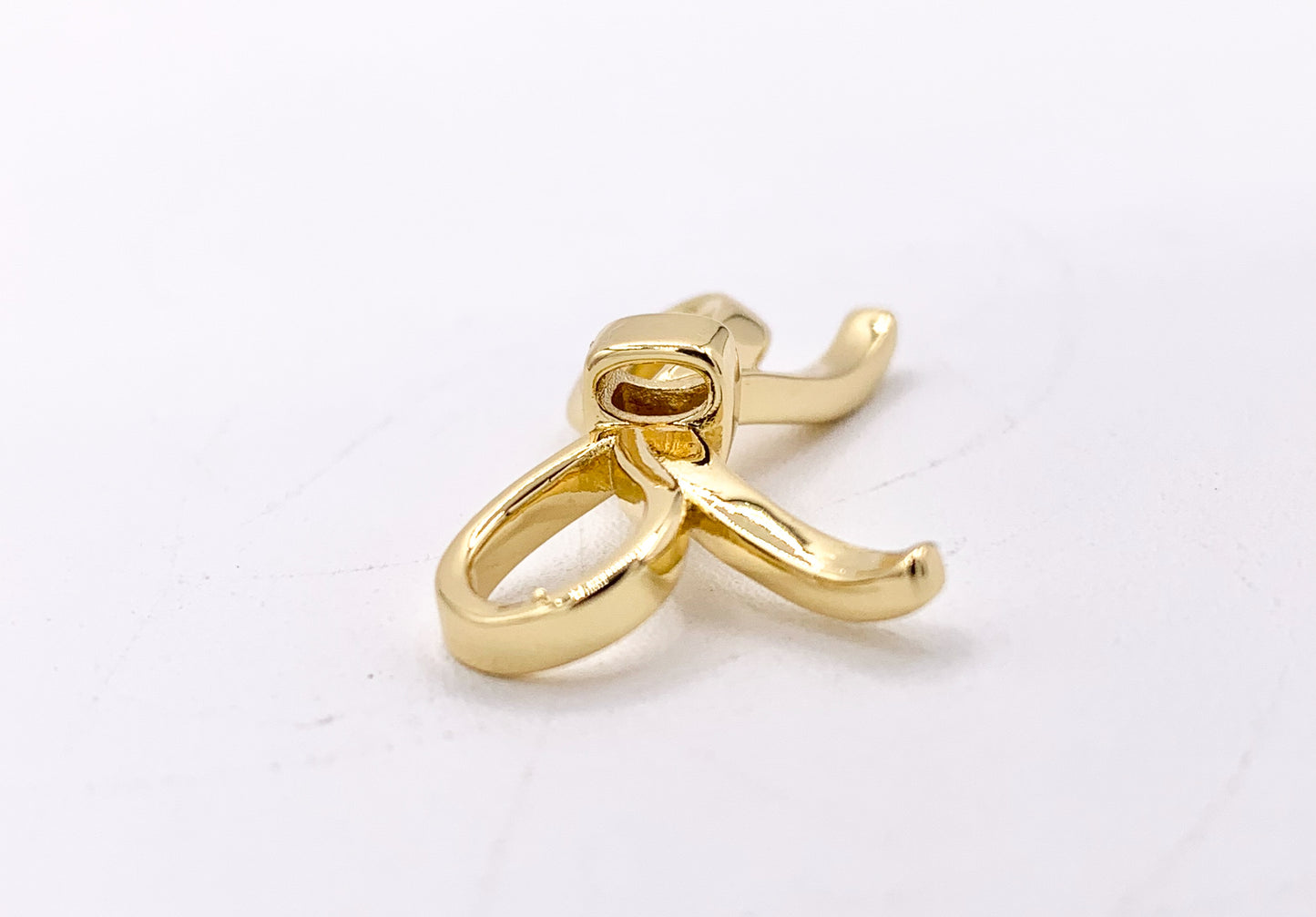 Cute Bowtie Pendant in 18K Gold/Platinum Plated Over Copper 6 PCS