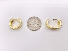 Cargar imagen en el visor de la galería, Dainty Pearl 14mm Earring Huggies in 18K Gold or Silver Plated Copper 3 PAIRS
