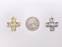 Cargar imagen en el visor de la galería, Whimsical Bedazzle Gold Cross Pendants with Beautiful CZ Pave in 18K Gold or Silver plated Copper 5 PCS
