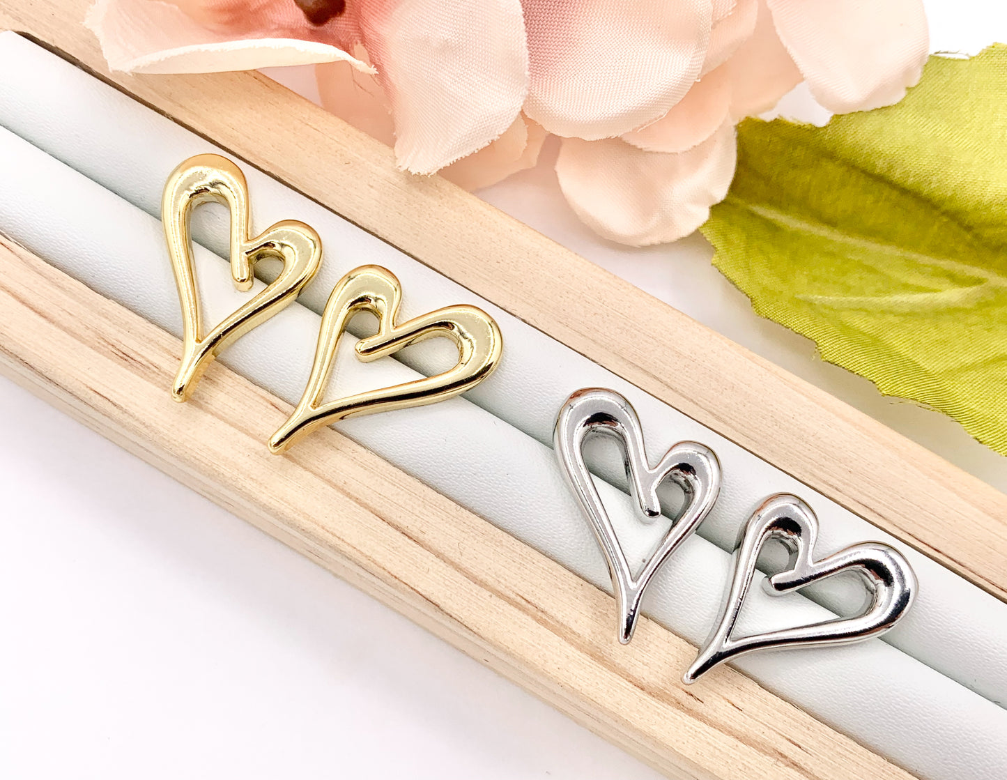 Cute Hollow Heart Earring Stud in Real 18K Gold and Silver Plated Over Copper 5 PAIRS