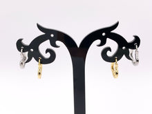 Cargar imagen en el visor de la galería, Dainty Puffy Heart Earring Huggies in 18K Gold or Silver Plated Copper 5 PAIRS
