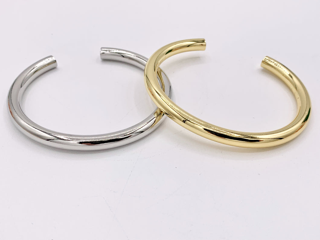 Chunky Thick Plain Adjustable Bracelet Cuffs in 18K Gold Plating or Silver Plating 2 PCS