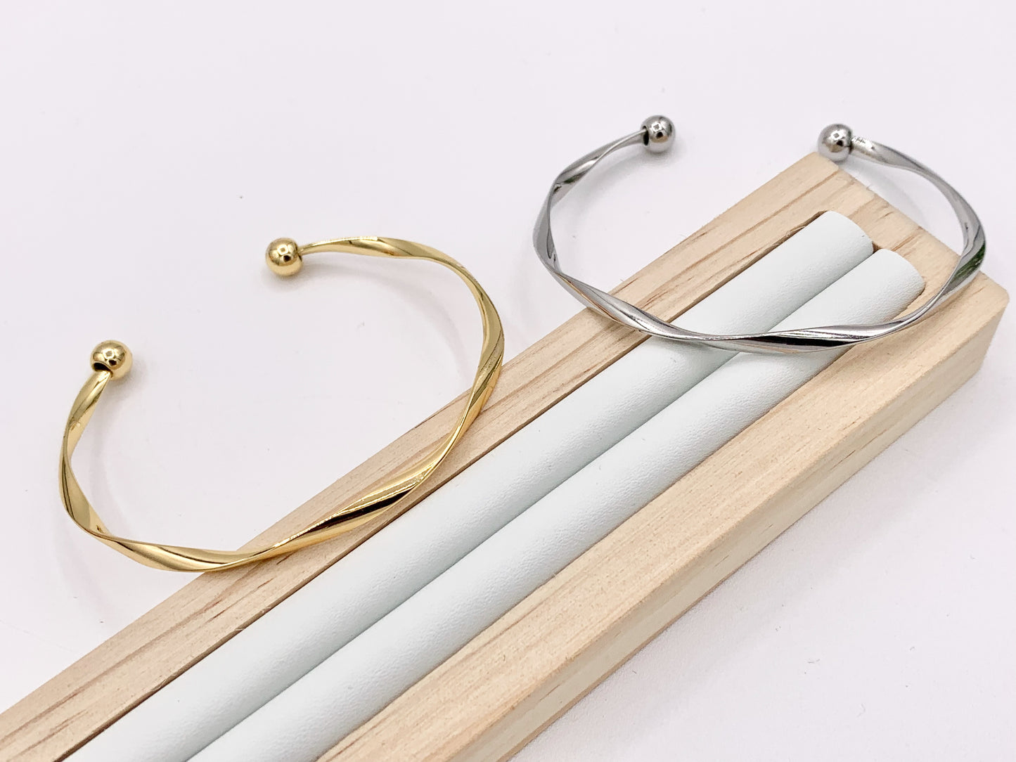 Thin Minimalist Twisted Bracelet Cuffs in Real Gold/Platinum 18K Plated Copper 4PCS