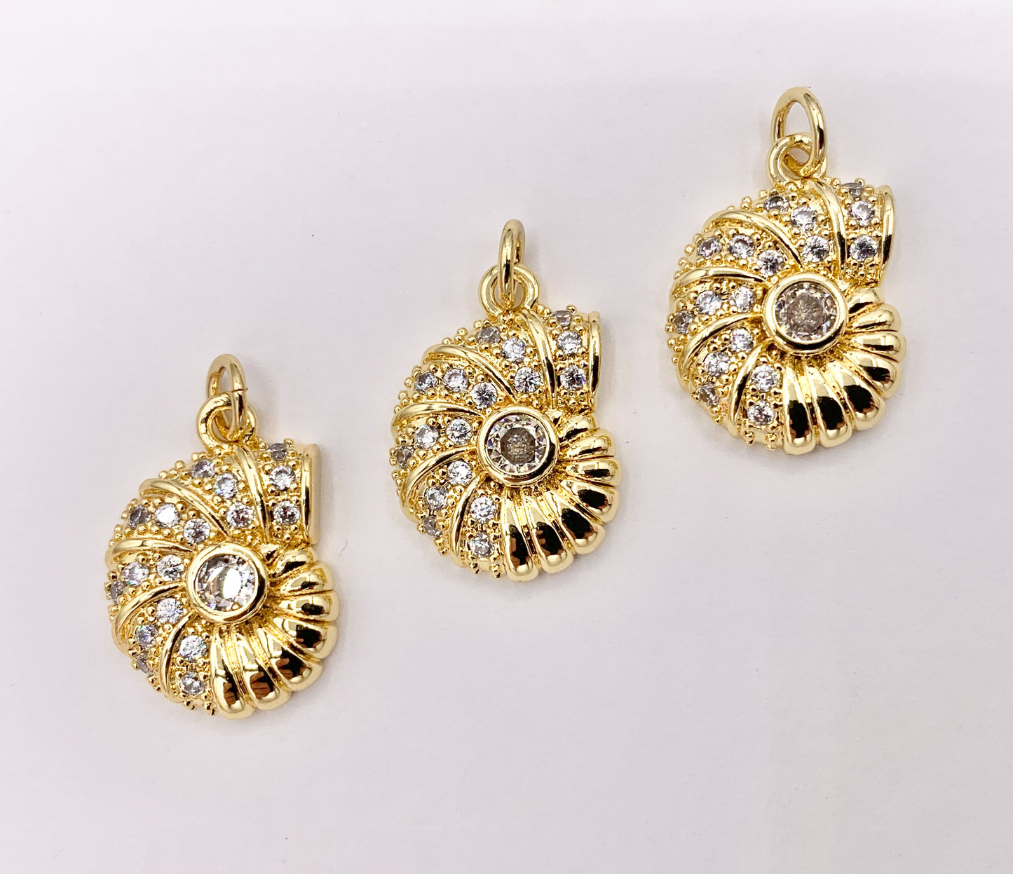 Cute CZ Pave Conch Shell Charms Pendants Plated in 18K Gold Copper Base 10 PCS