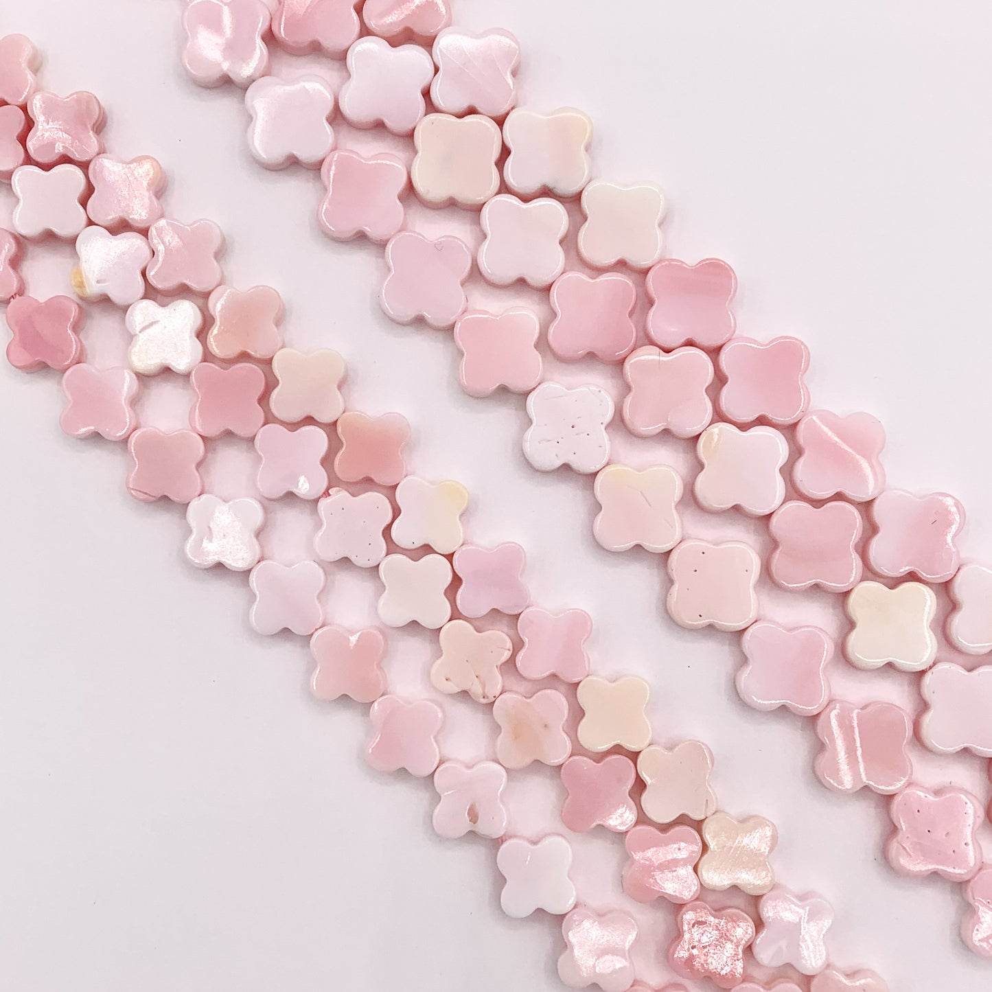 High Quality Natural Pink Queen Conch Clover Beads in 10mm 12mm Around 16"