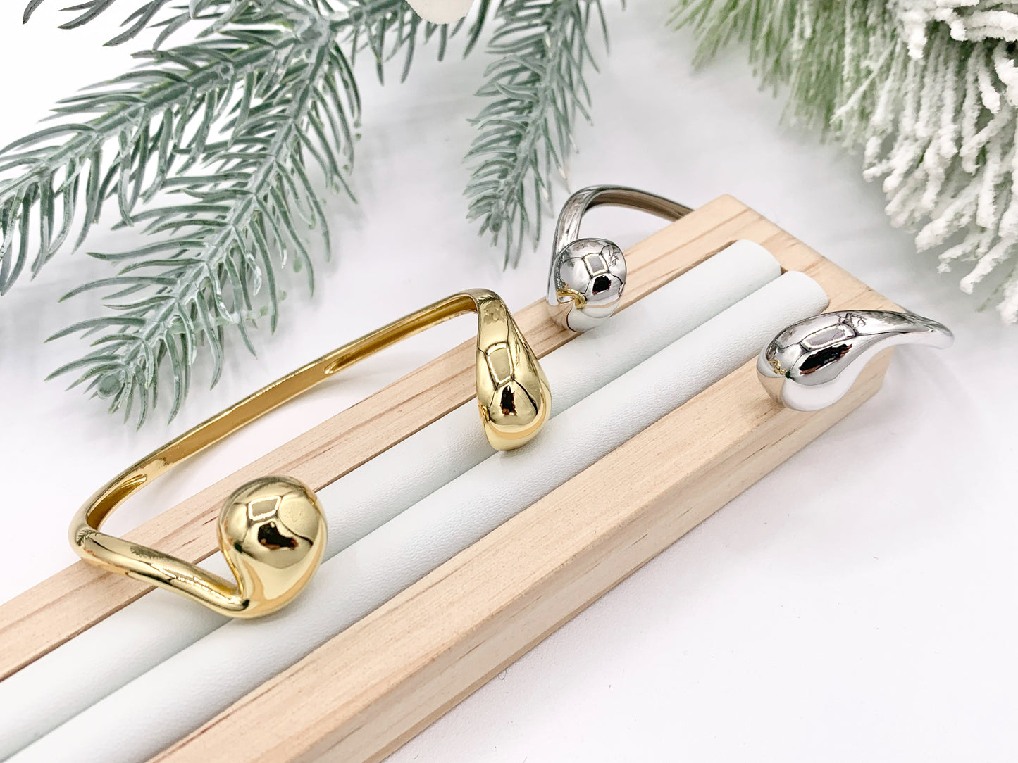 Open Front Drop Adjustable Bracelet Cuffs in Real Gold/Platinum 18K Plated Copper 3 PCS