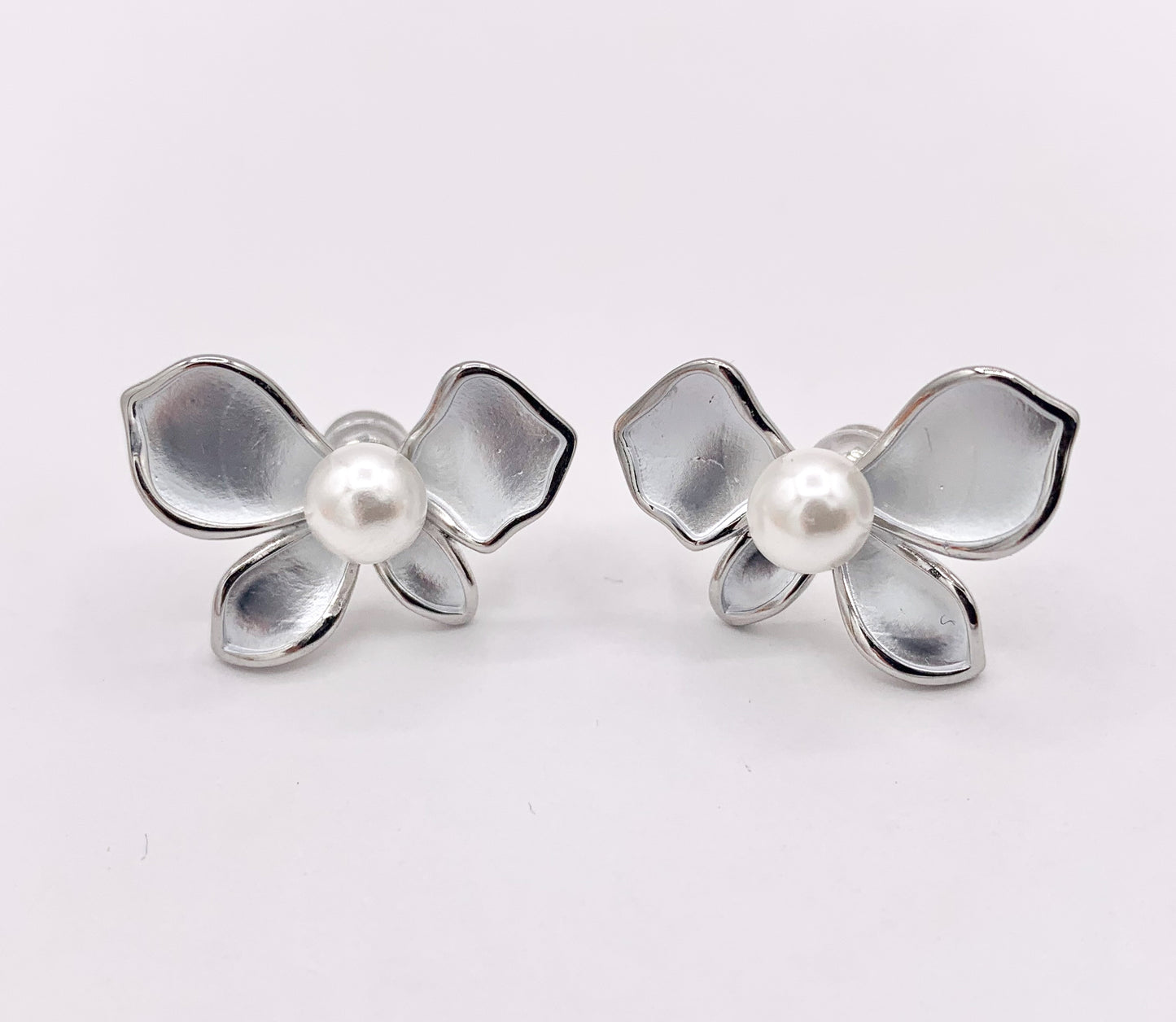 Simple Matte Silver Butterfly Earrings Studs with Pearl in Silver Plated Copper 4 PAIRS