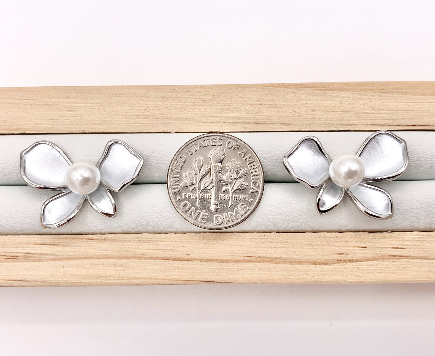 Simple Matte Silver Butterfly Earrings Studs with Pearl in Silver Plated Copper 4 PAIRS